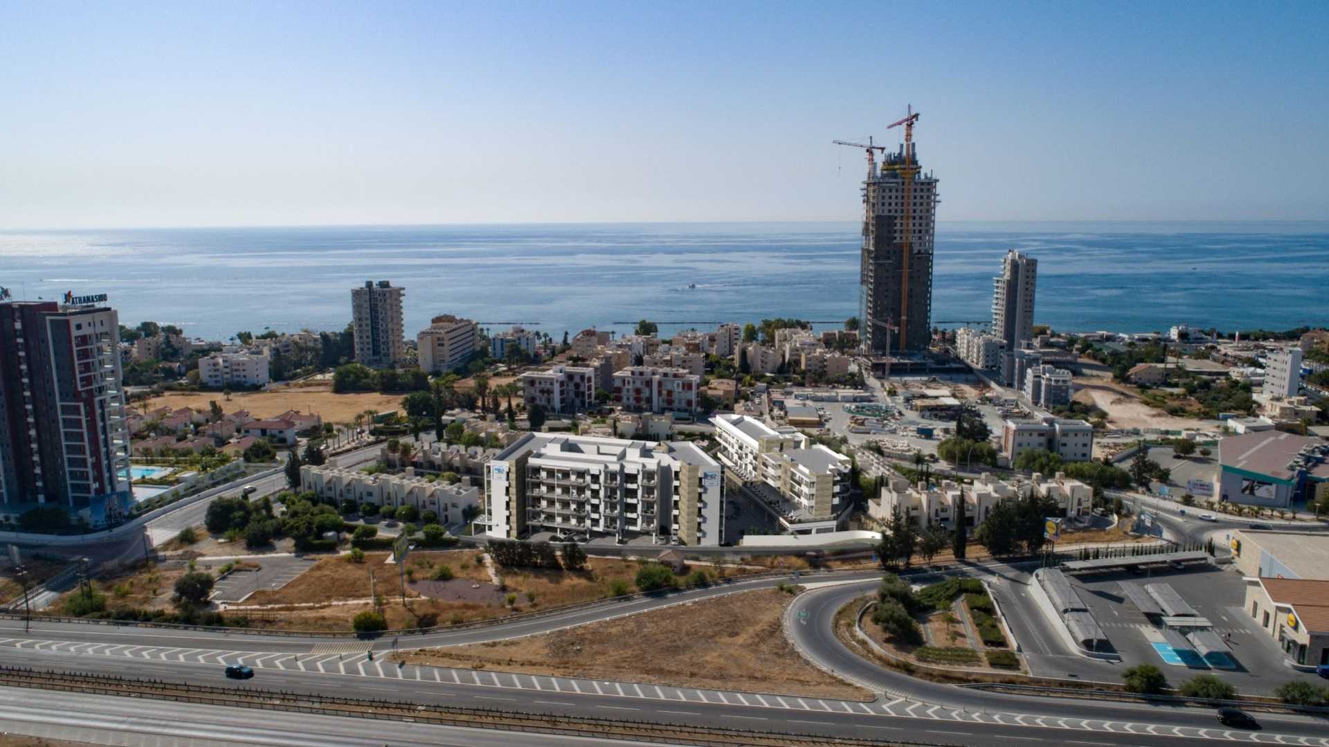 Condominio nel Mouttagiaka, Limassol 11643733