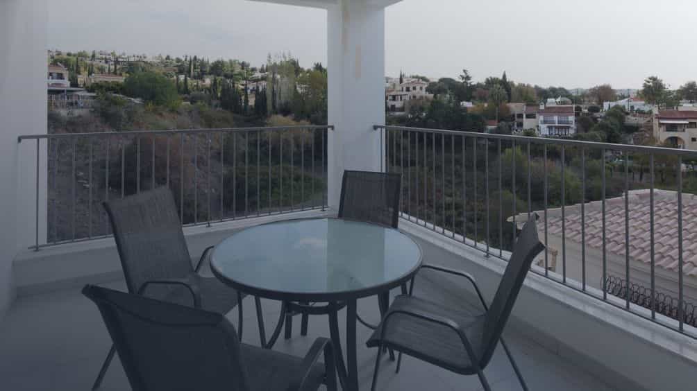 Condominium dans Tala, Paphos 11643751