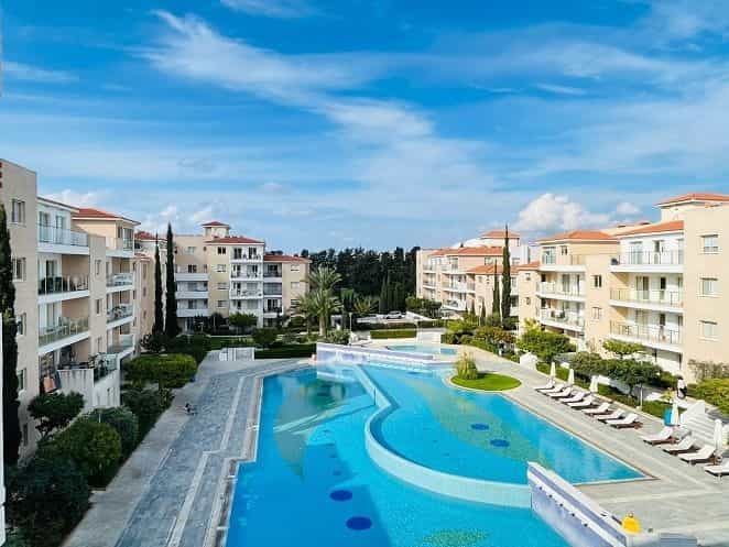 Condominium in Paphos, Pafos 11643867