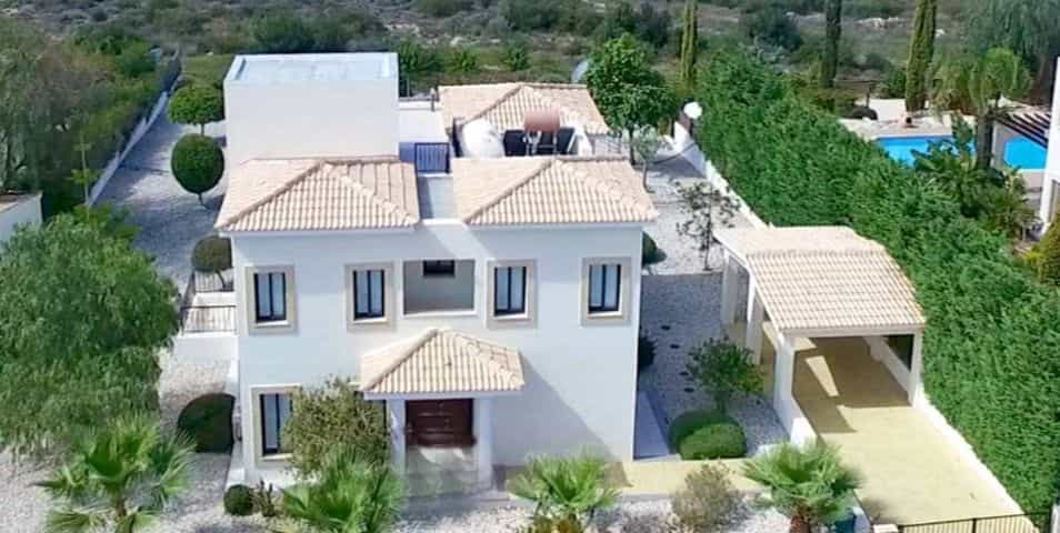 بيت في Kouklia, Paphos 11643920