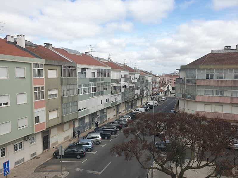 Condominium in Falagueira, Lisboa 11644151