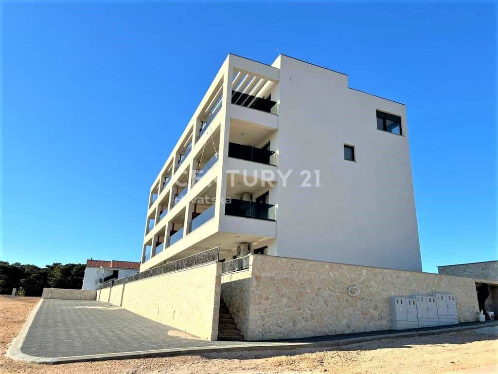 Eigentumswohnung im Pag, Zadar County 11644157