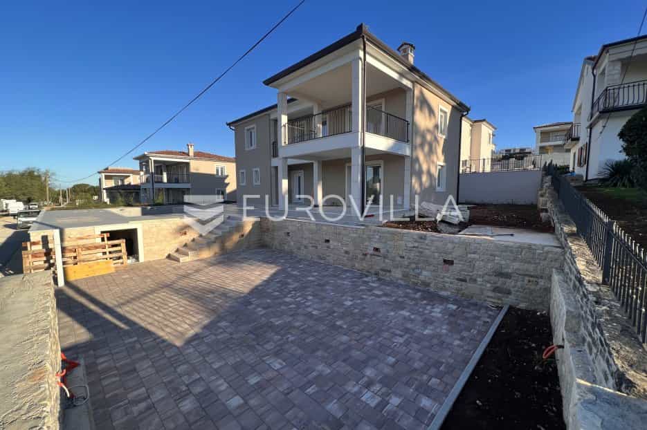 House in Crveni Vrh, Istarska županija 11644165