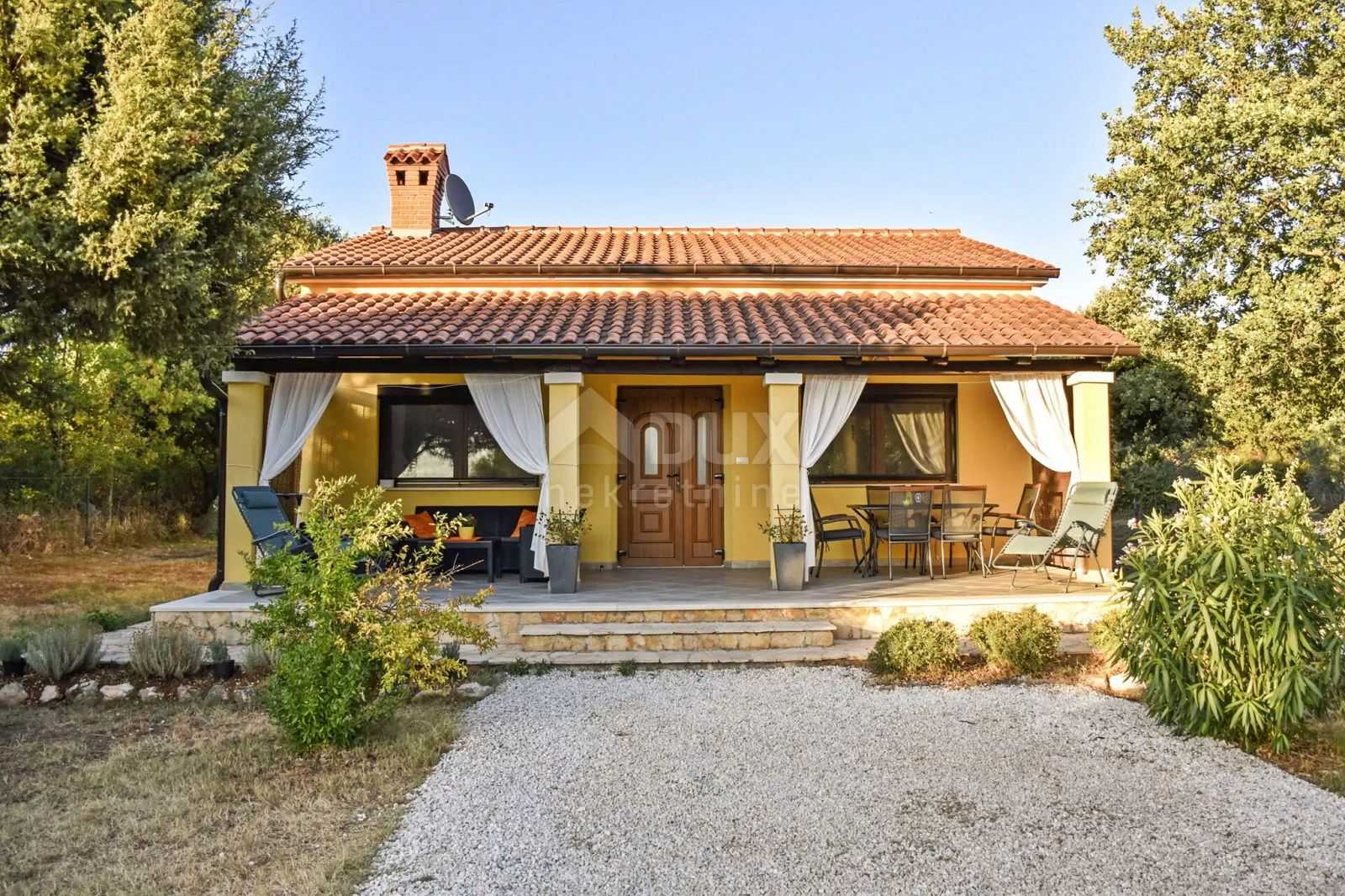 Talo sisään Rovinj, Istria County 11644233