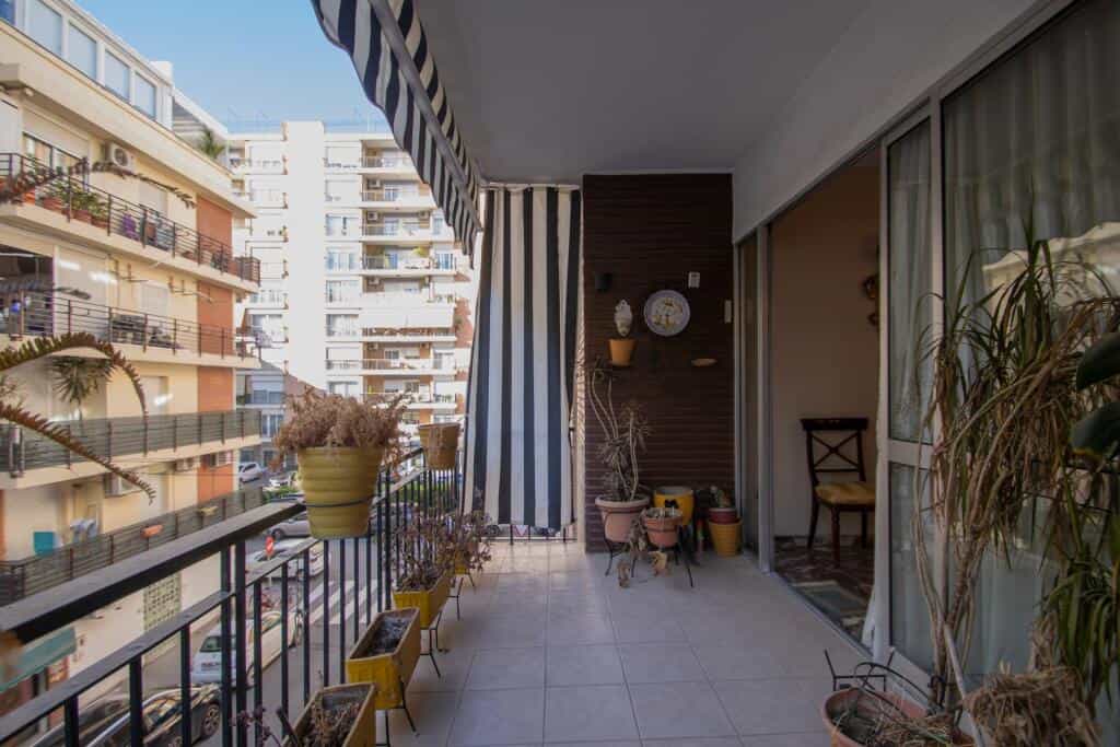 Condominium dans San Juan de Aznalfarache, Andalusia 11644804