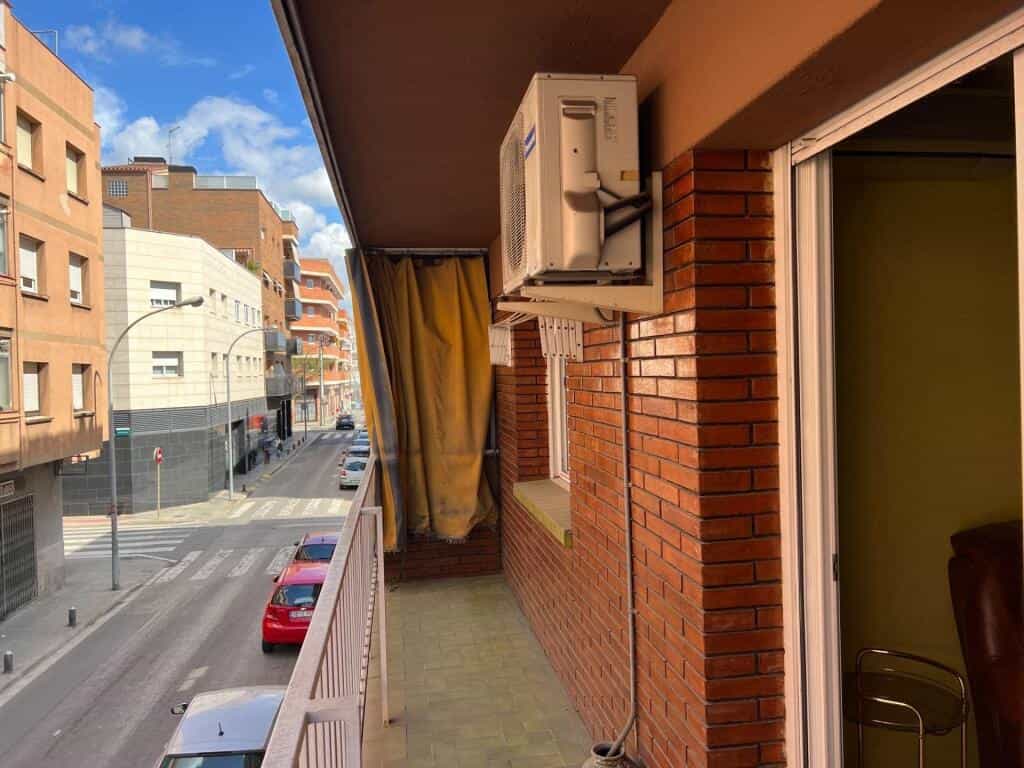 Condomínio no Cerdanyola del Vallès, Catalunya 11644837