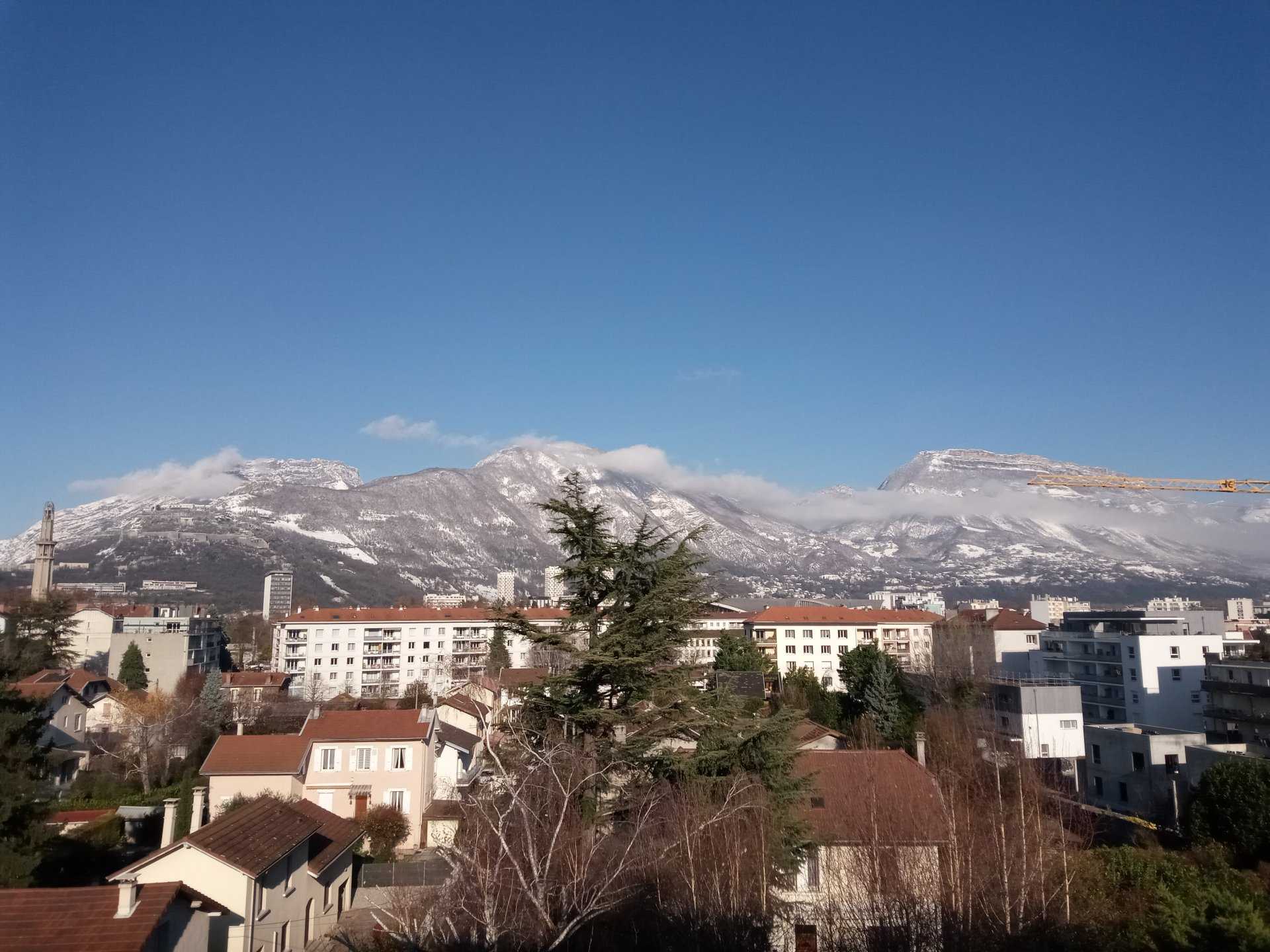 Kondominium w Grenoble, Owernia-Rodan-Alpy 11644853