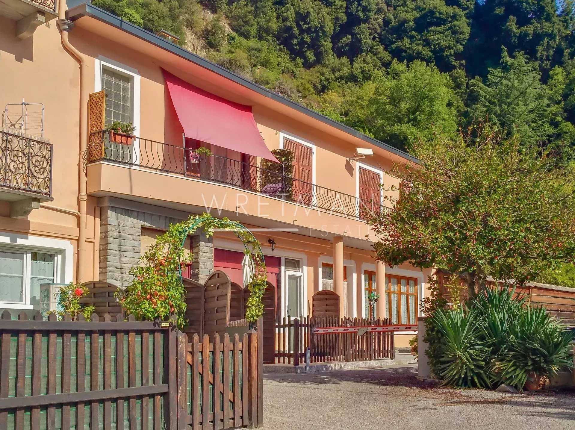 公寓 在 La Brigue, Provence-Alpes-Cote d'Azur 11644859
