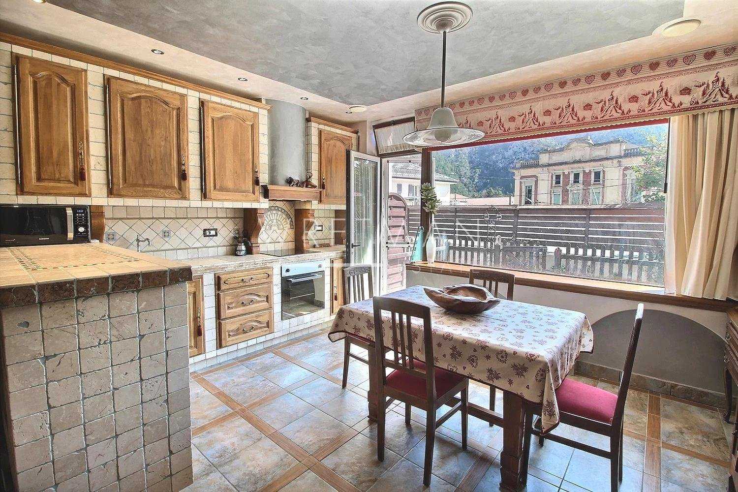 Condominium in La Brigue, Provence-Alpes-Côte d'Azur 11644859