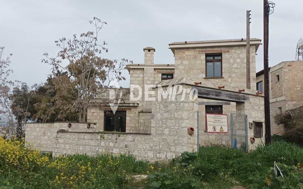 Haus im Stroumpi, Paphos 11645681