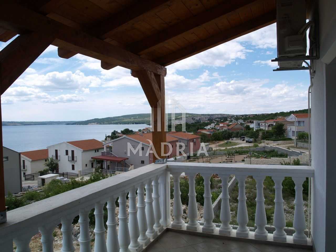 Hus i Novigrad, Zadarska Zupanija 11645766