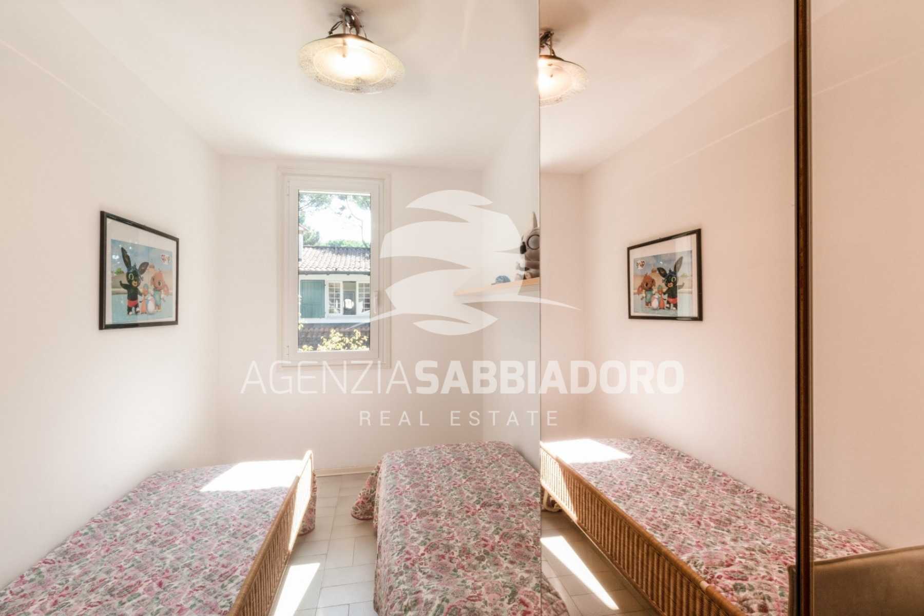 σπίτι σε Lignano Sabbiadoro, Friuli-Venezia Giulia 11645881