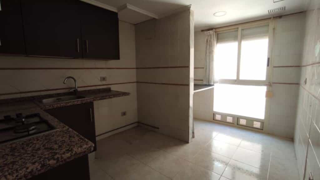 Condominium in Castellon de la Plana, Valencia 11646225