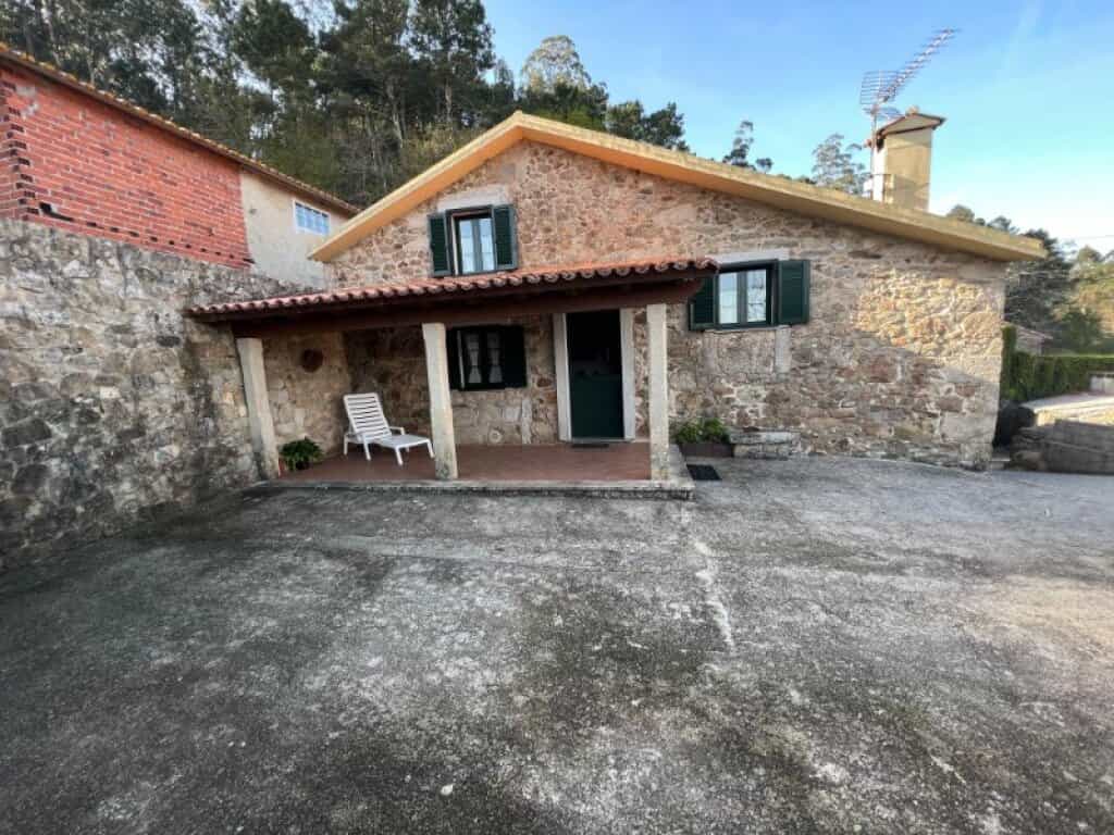 Hus i Outes, Galicien 11646232