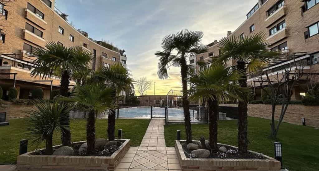 Condominium in Hortaleza, Madrid 11646245