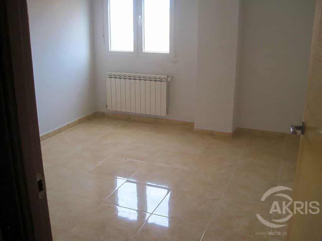 Condominium in Toledo, Castilla-La Mancha 11646289