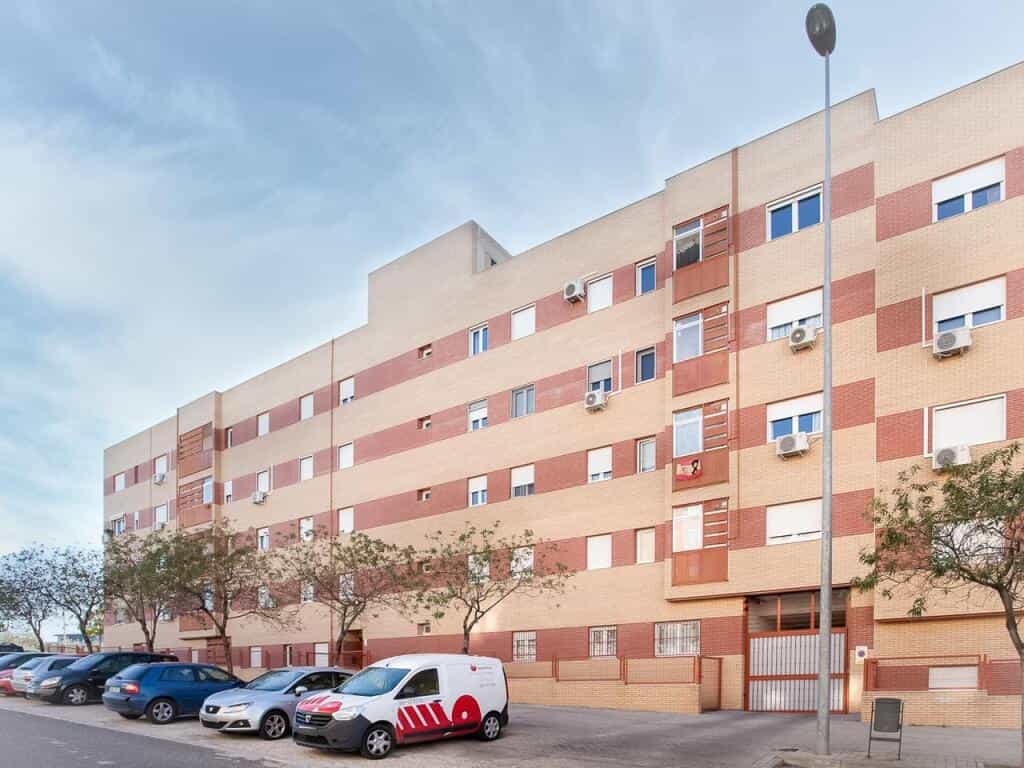 Condominium in Azucaica, Castille-La Mancha 11646289