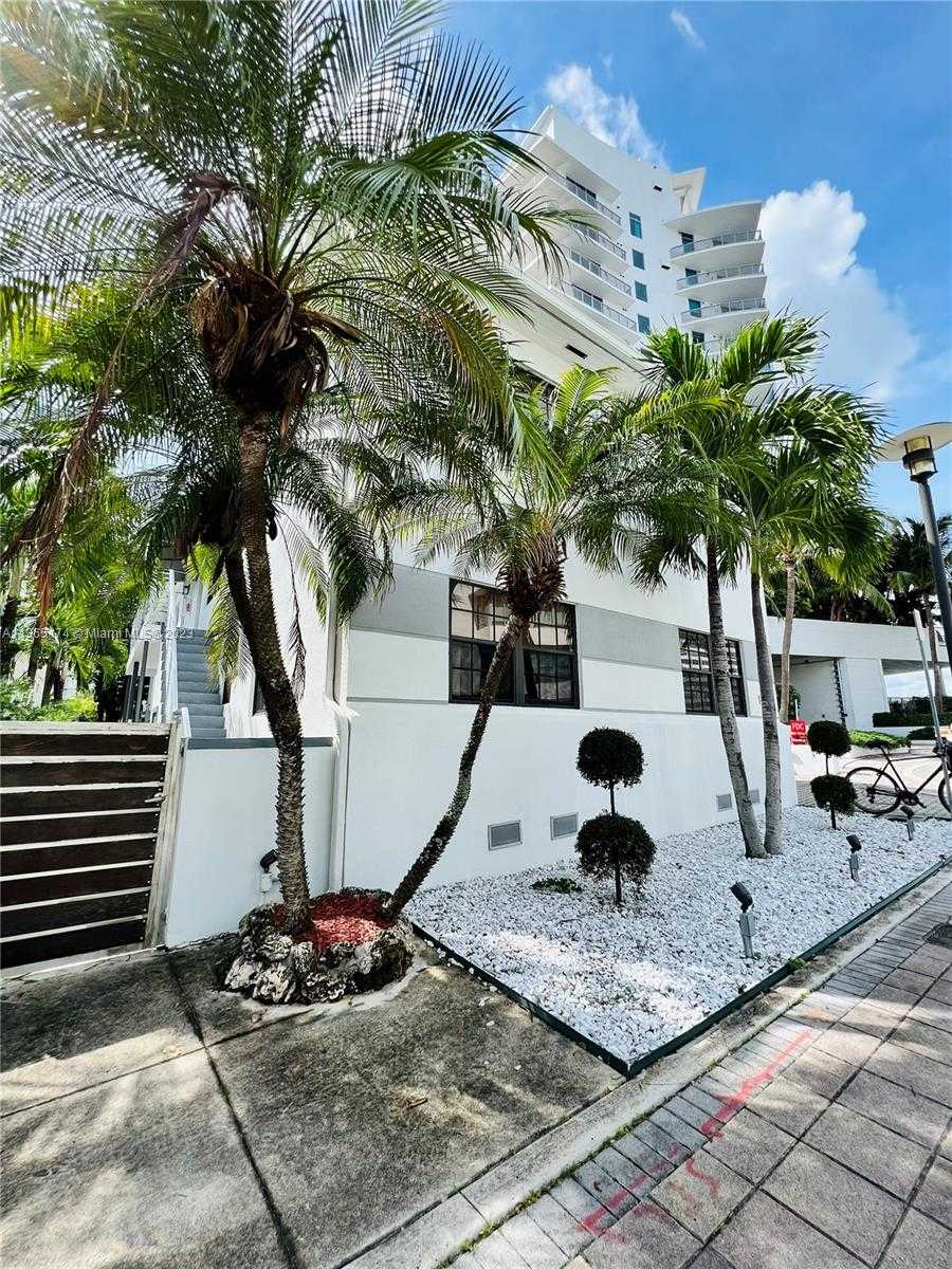 House in Miami Beach, Florida 11646328