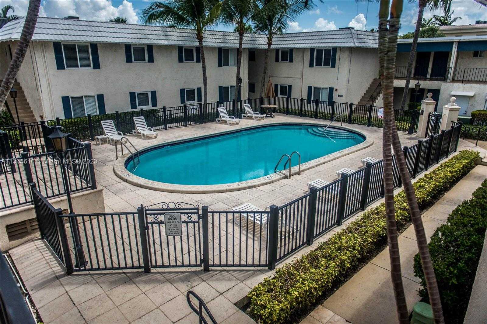 Квартира в Південний Маямі, Флорида 11646336