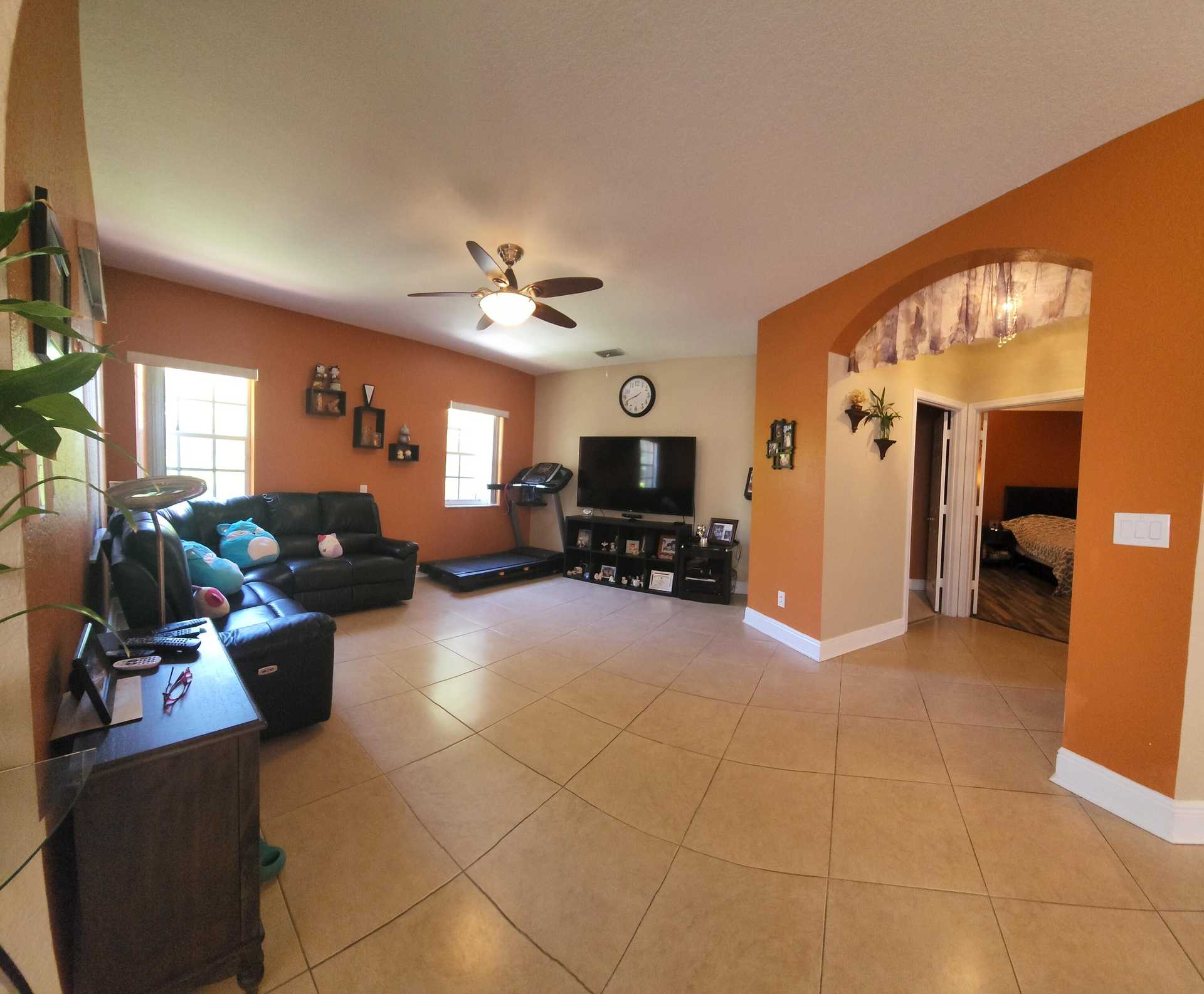 rumah dalam Coral Springs, Florida 11646361