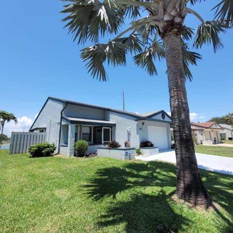 House in Boynton Beach, Florida 11646367
