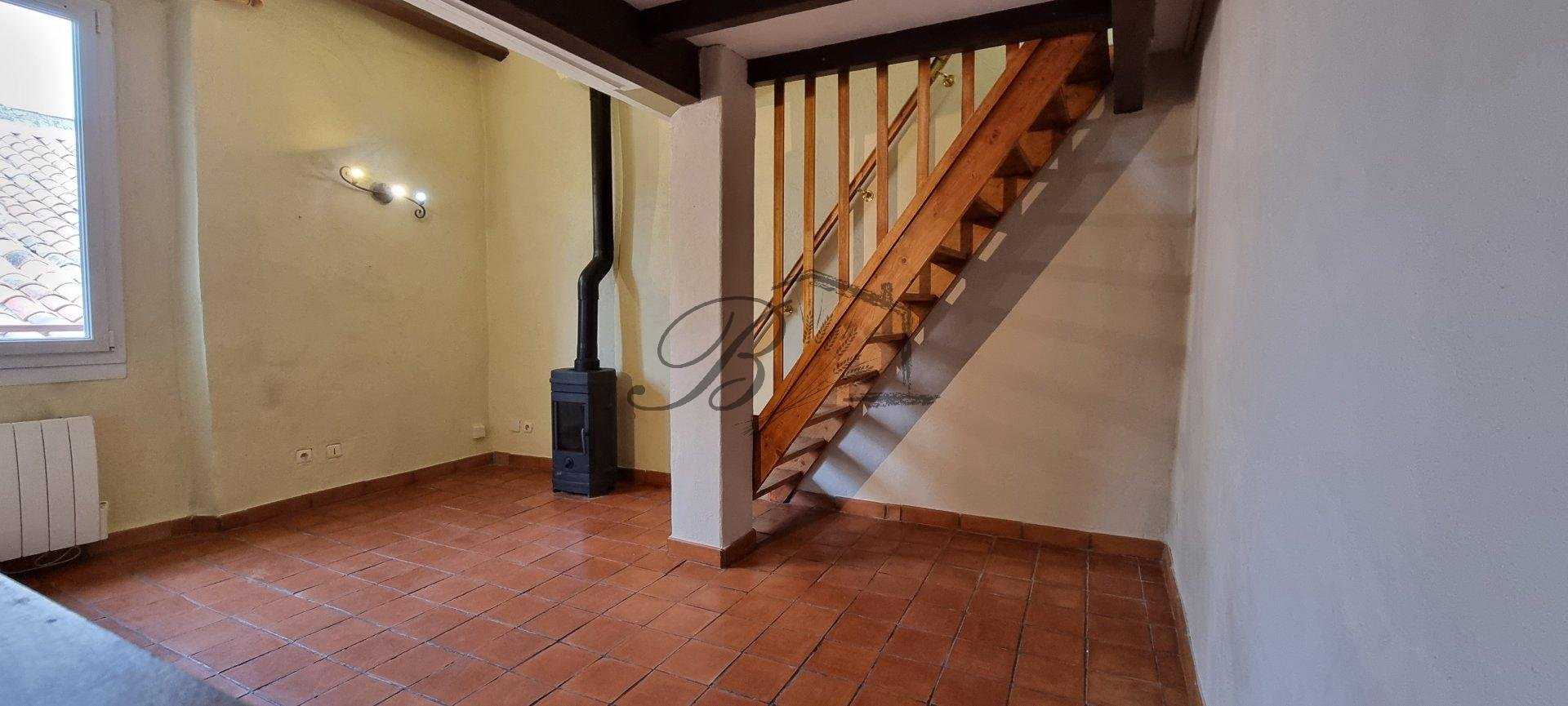 Casa nel La Tour-d'Aigues, Provenza-Alpi-Costa Azzurra 11646411