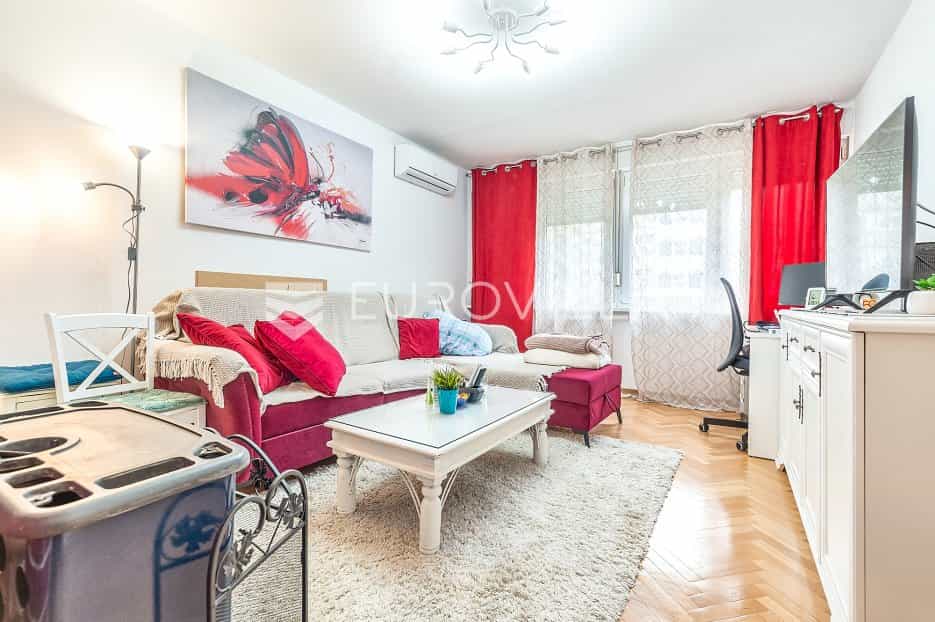 Condominium in Zagreb,  11646586