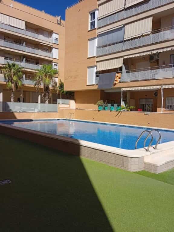 Condominium in Sagunto, Valencia 11648014