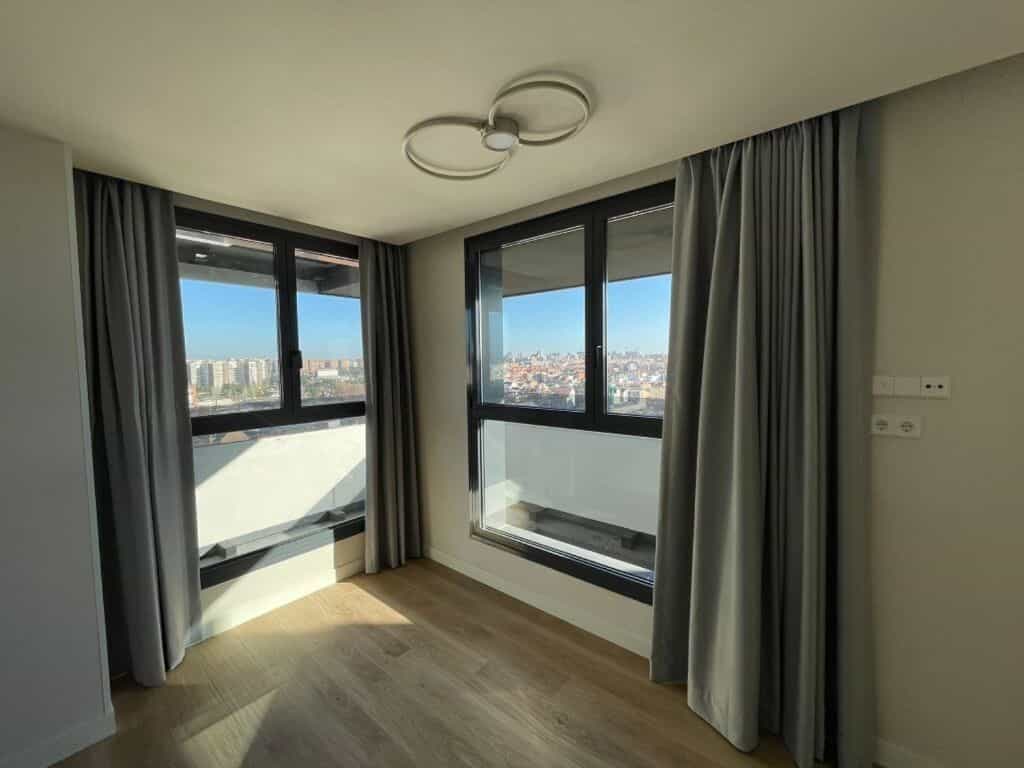 公寓 在 Madrid, Comunidad de Madrid 11648033