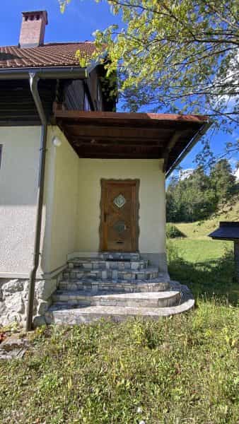 жилой дом в Zgornje Jezersko, Kranj 11648201