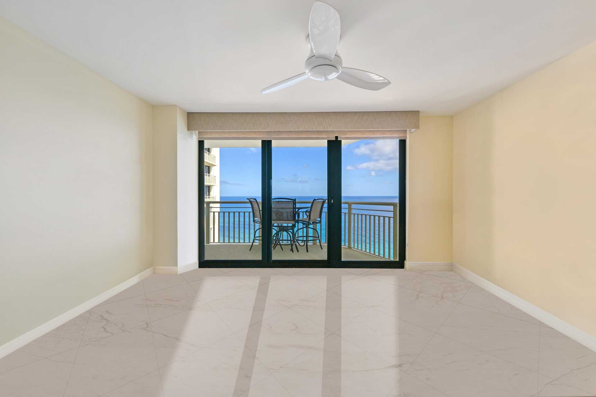 House in Riviera Beach, Florida 11649045