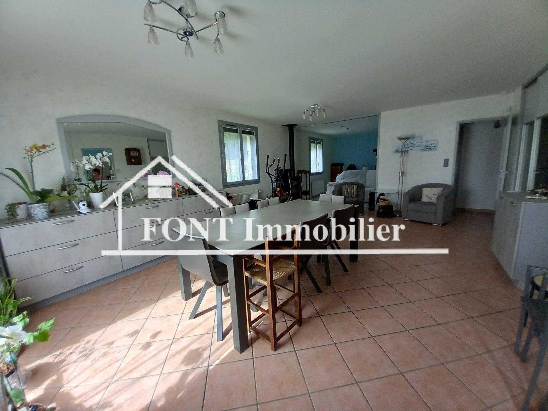 Dom w Saint-Julien-en-Jarez, Owernia-Rodan-Alpy 11649062