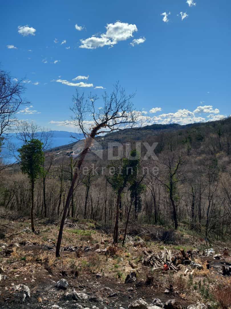 भूमि में Bregi, Primorje-Gorski Kotar County 11649278