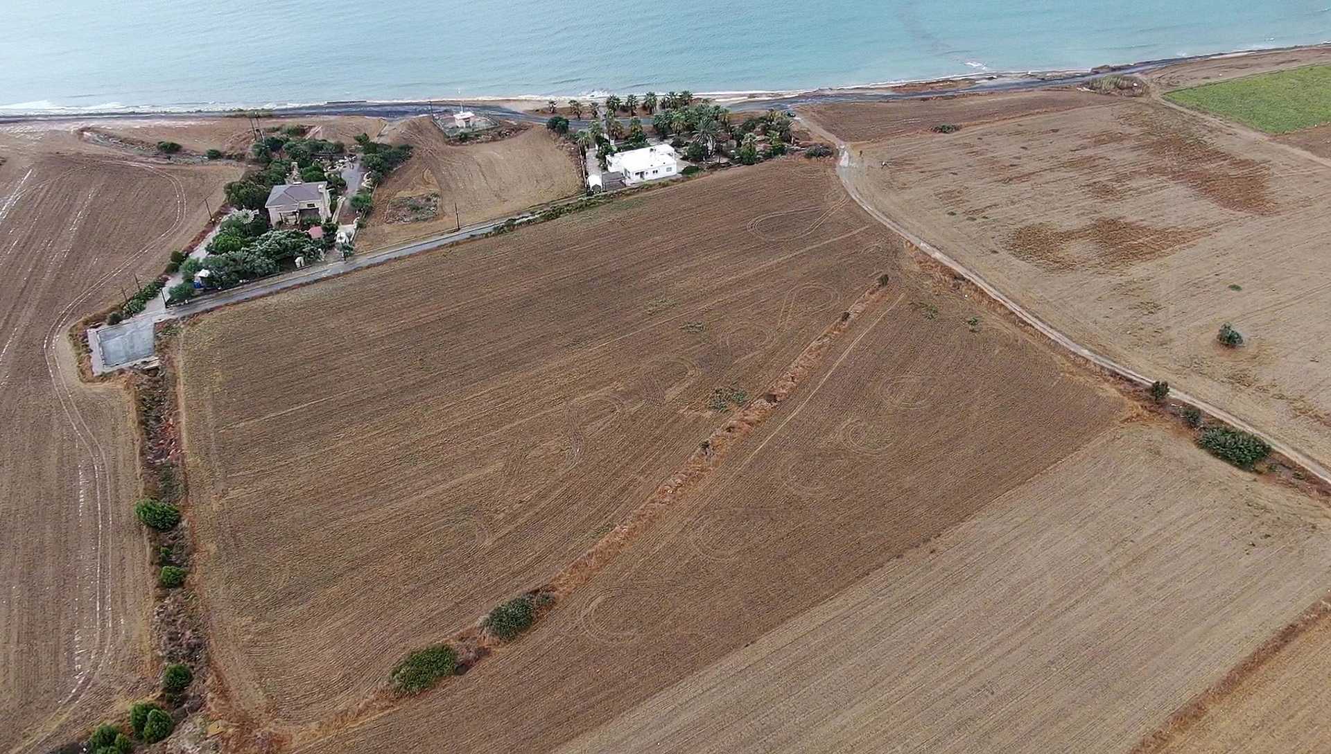 Tanah dalam Softades, Larnaca 11650598