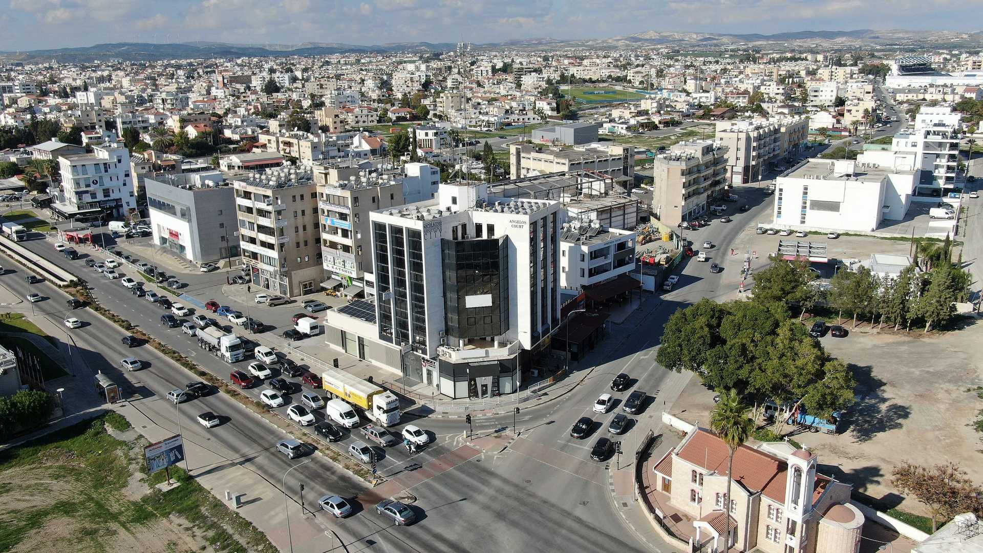 Detaljhandel i Larnaca, Larnaca 11650945