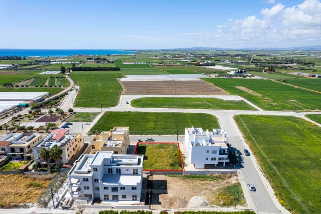 Tanah dalam Perivolia, Larnaka 11651020