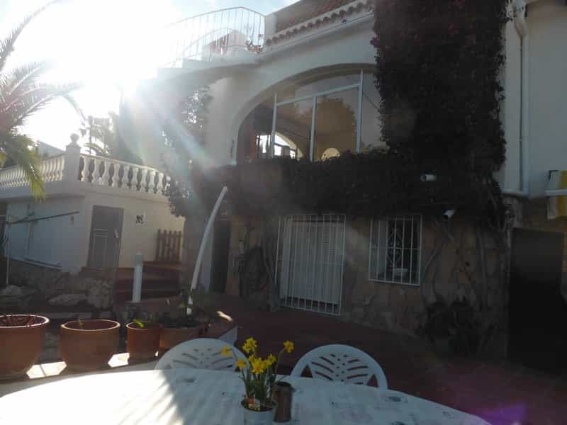 Talo sisään Benissa, Comunidad Valenciana 11651996