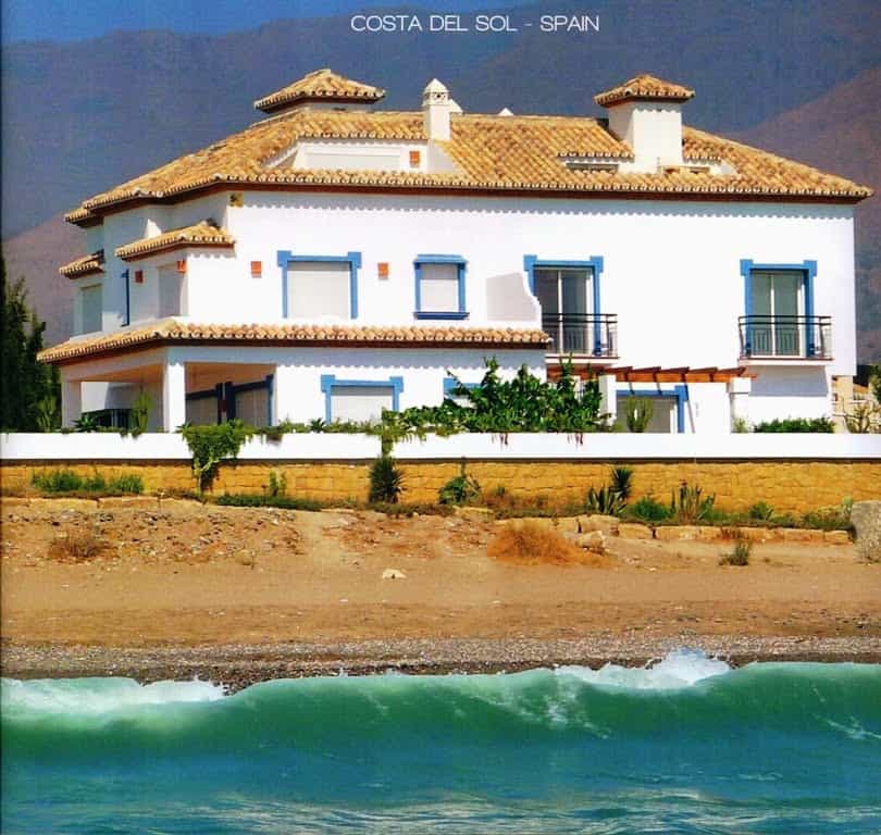 Meerdere huizen in Estepona, Andalusia 11652419