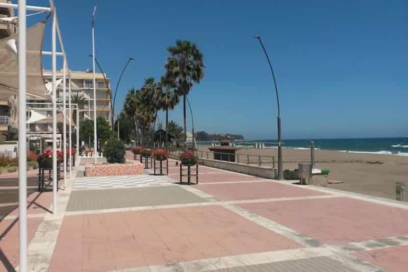 Land in Estepona, Andalusia 11652423
