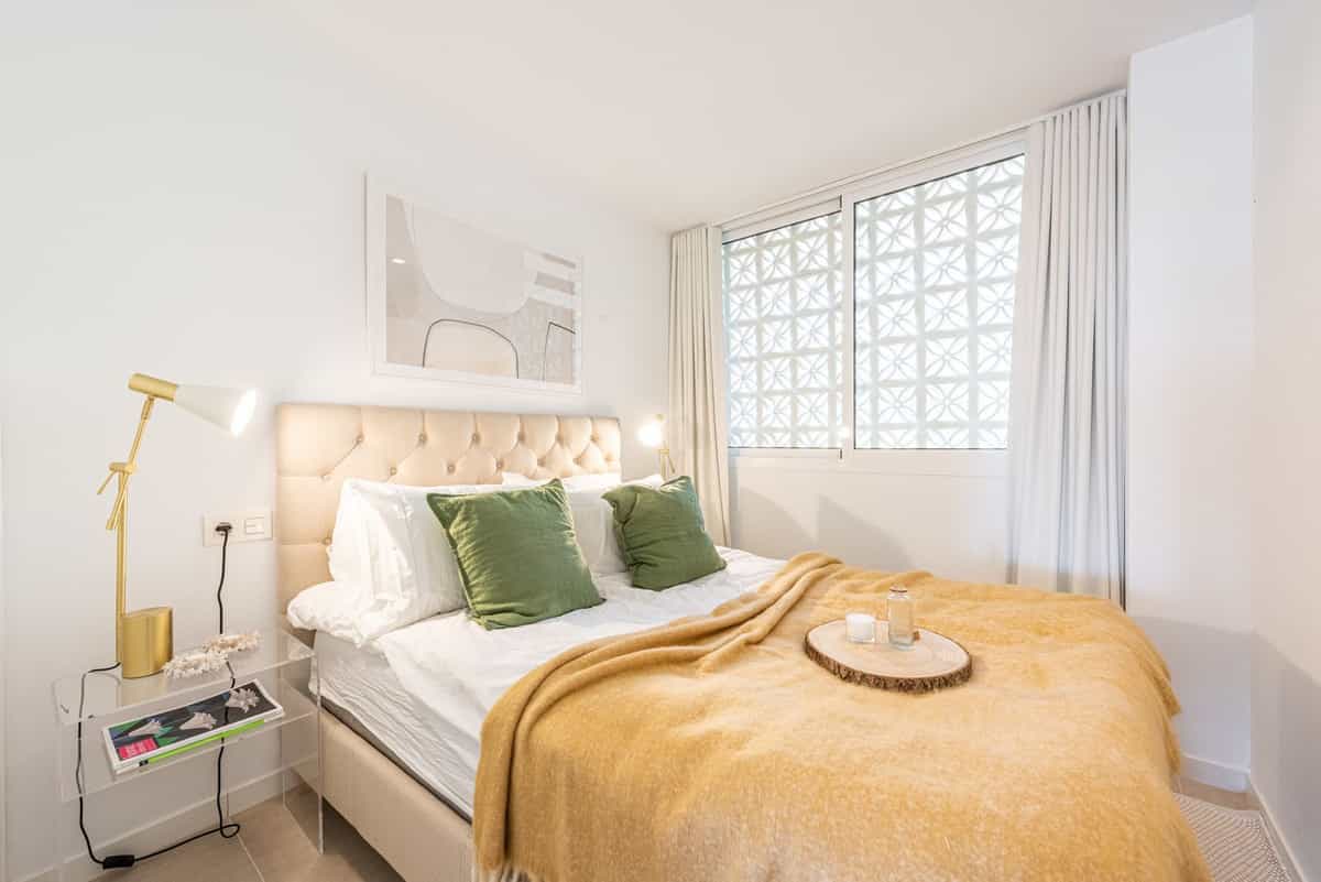 Condominium in Marbella, Andalucía 11652893