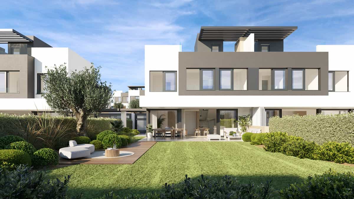 Multiple Houses in Estepona, Andalusia 11652896