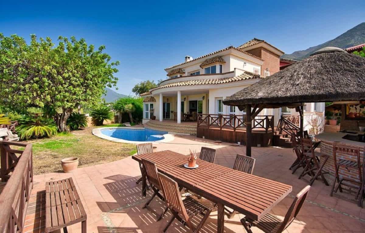 House in Istan, Andalusia 11652923