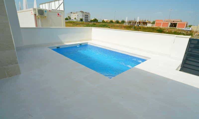 House in Daya Nueva, Comunidad Valenciana 11653333