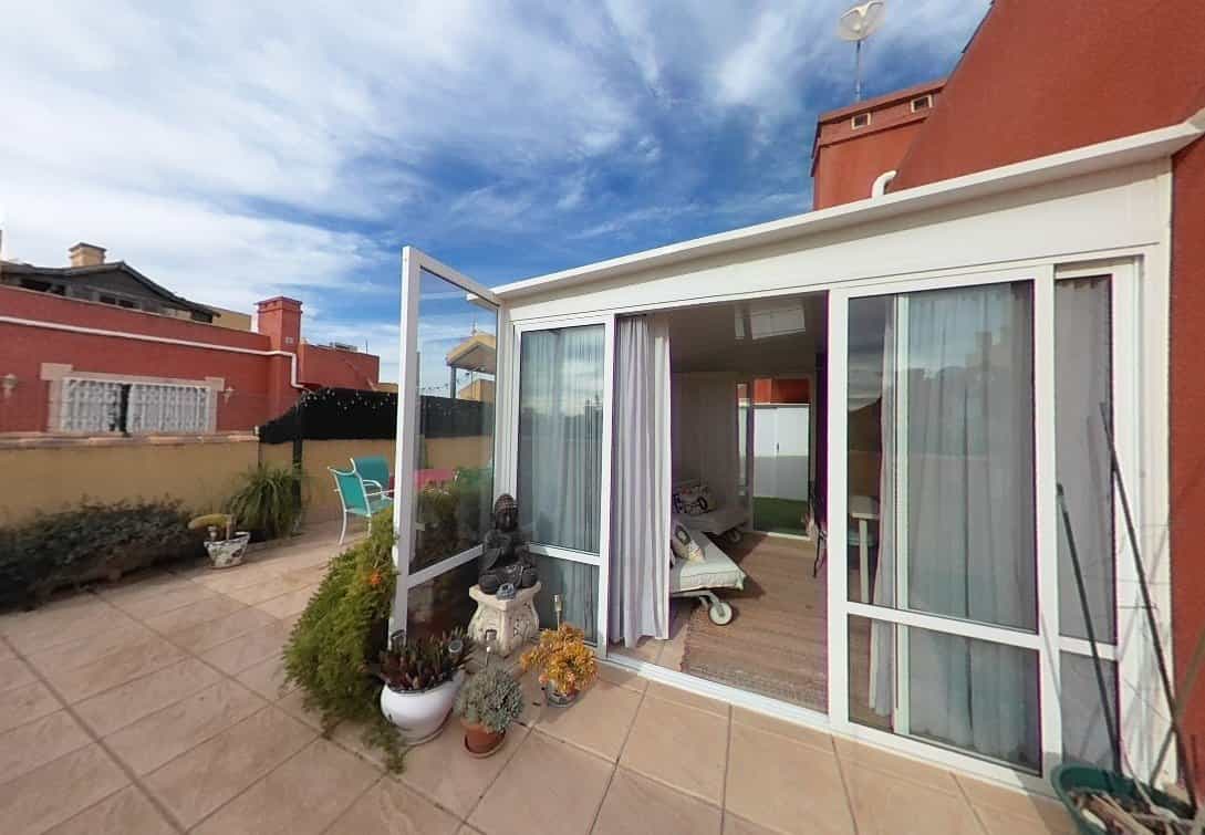 Condominium in , Región de Murcia 11653858