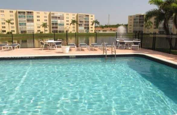 Condominium in Dania Beach, Florida 11654064