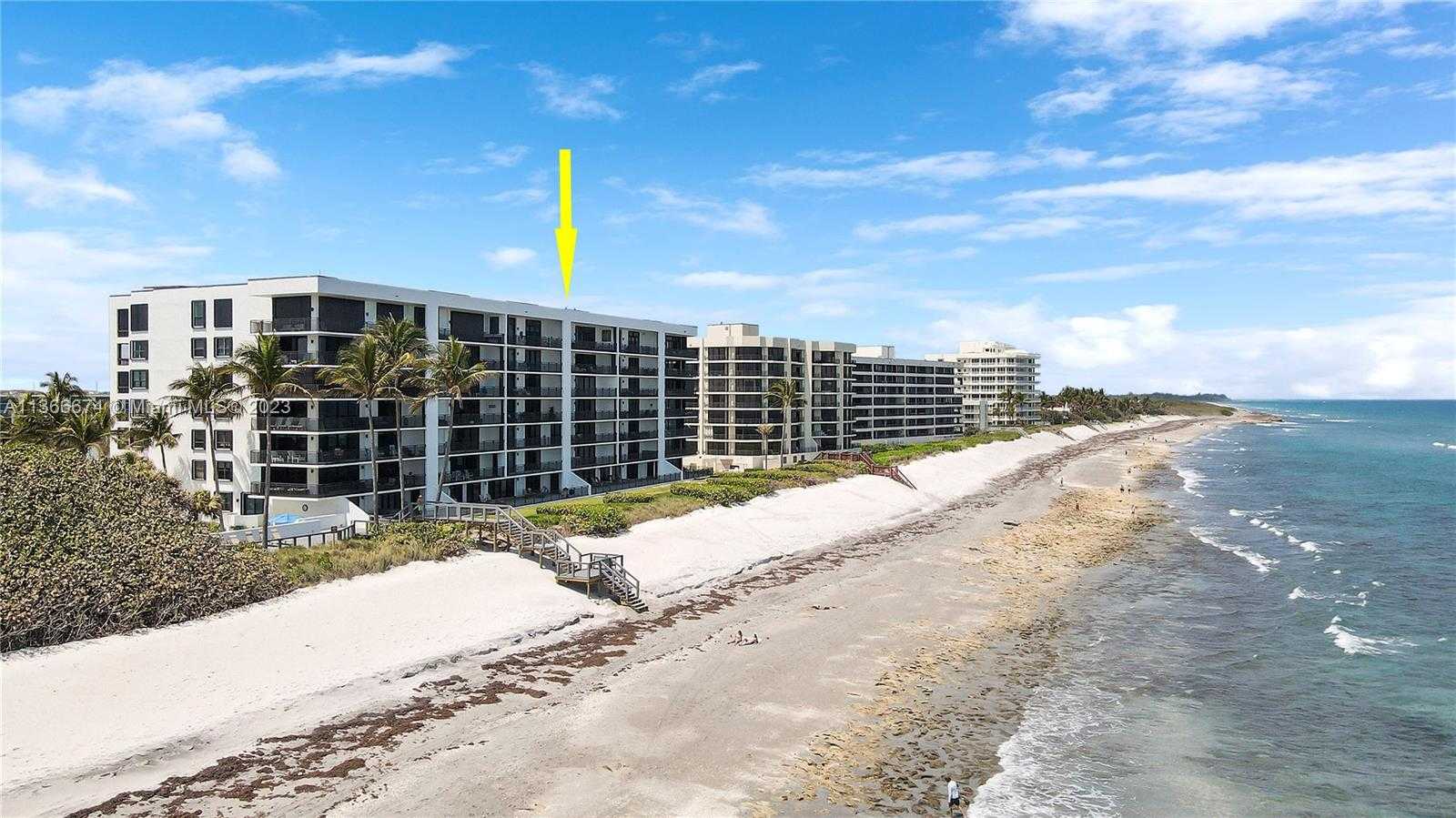 Condominium in Jupiter, Florida 11654065