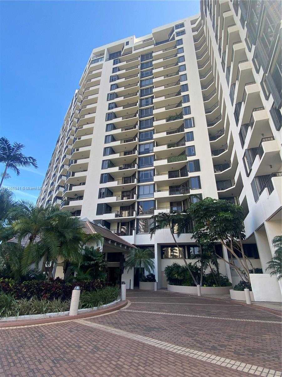 House in Miami, Florida 11654072