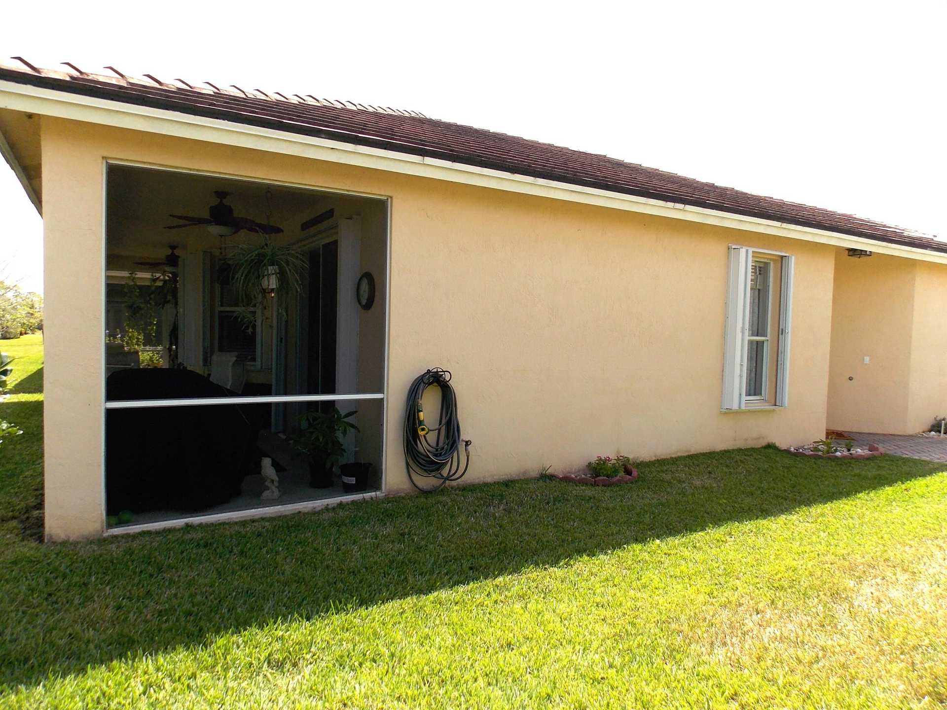 жилой дом в Port St. Lucie, Florida 11654079