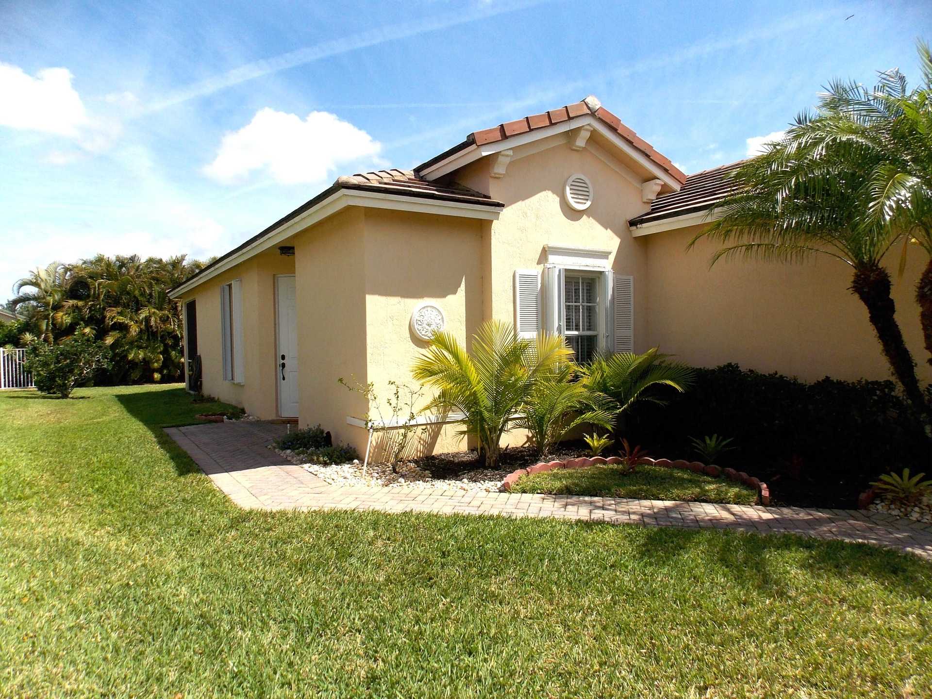 House in Port St. Lucie, Florida 11654079