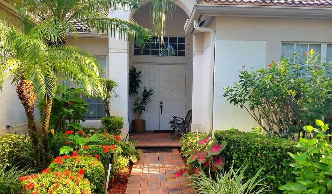 House in Wellington, Florida 11654090